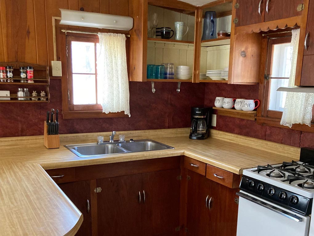 river-cabin_2