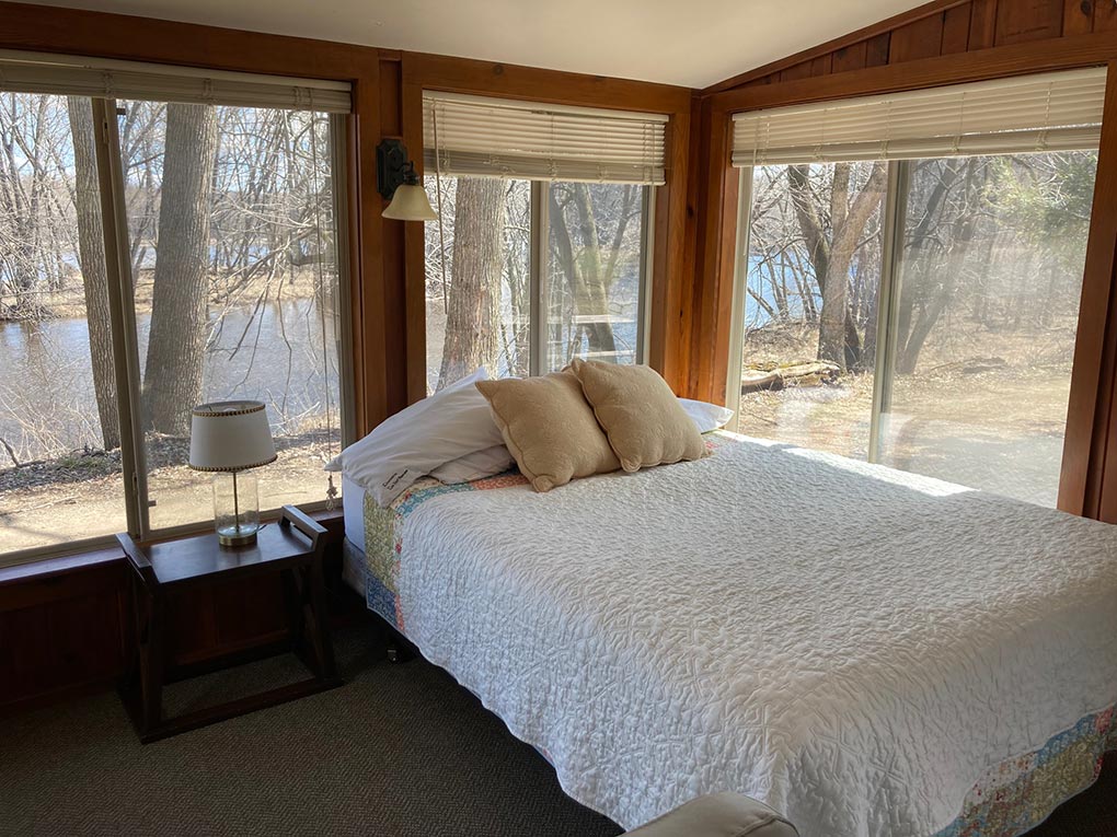 river-cabin_6